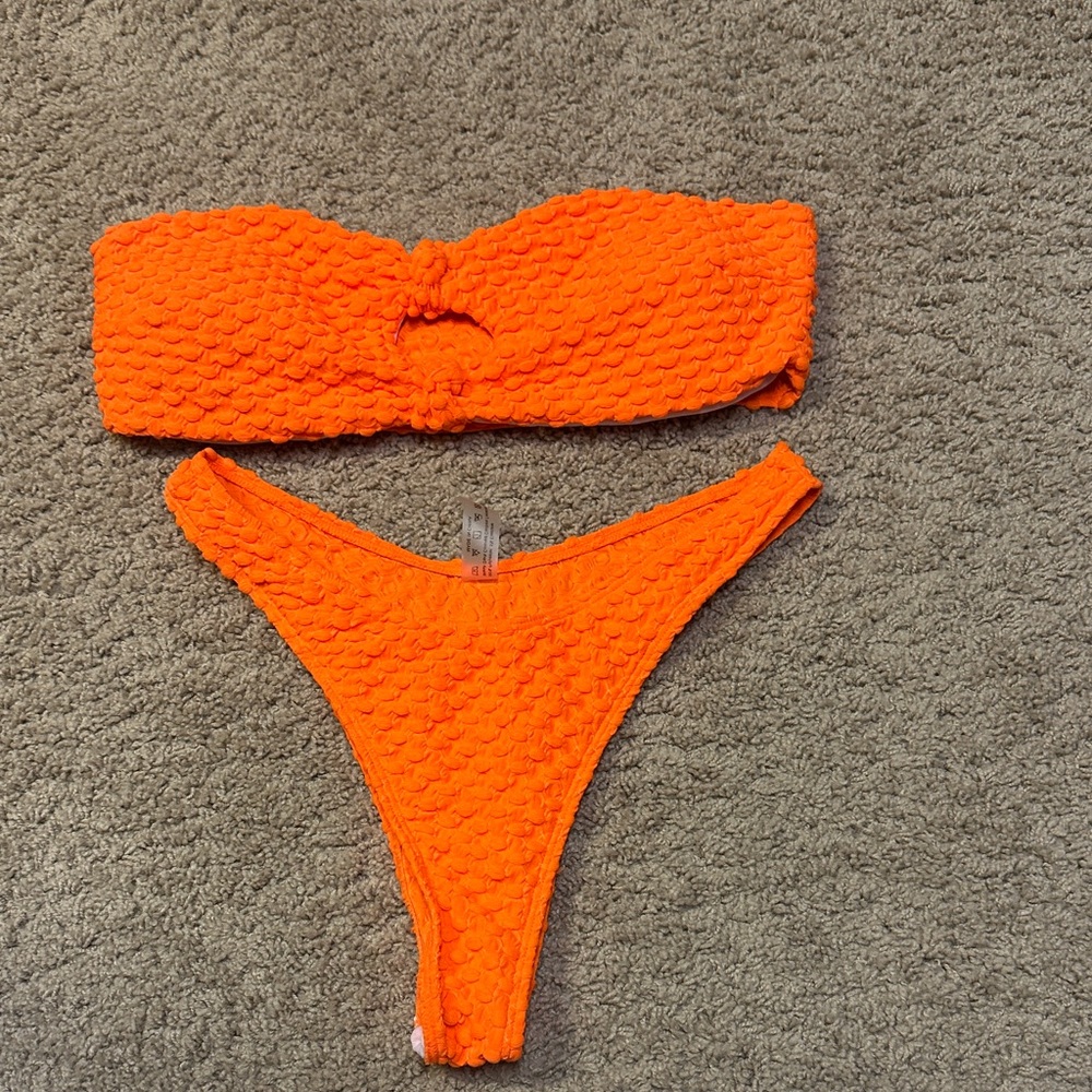 SHEIN Orange Textured Swimwear Set